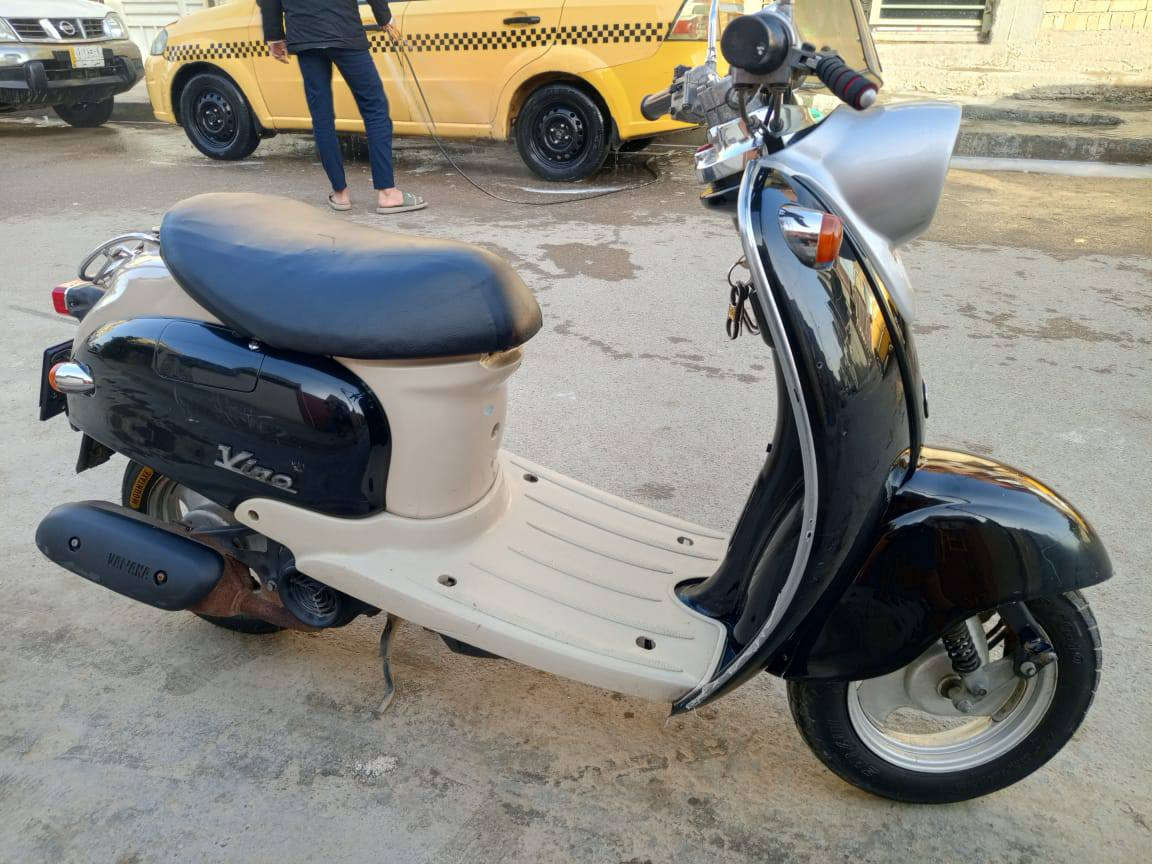 السلام عليكم دراجه كلاسك عبد الحليم سرعه 60 
مال رمبه كفاله *********** 
مكان بغداد 
السعر 550 بيه مجال
