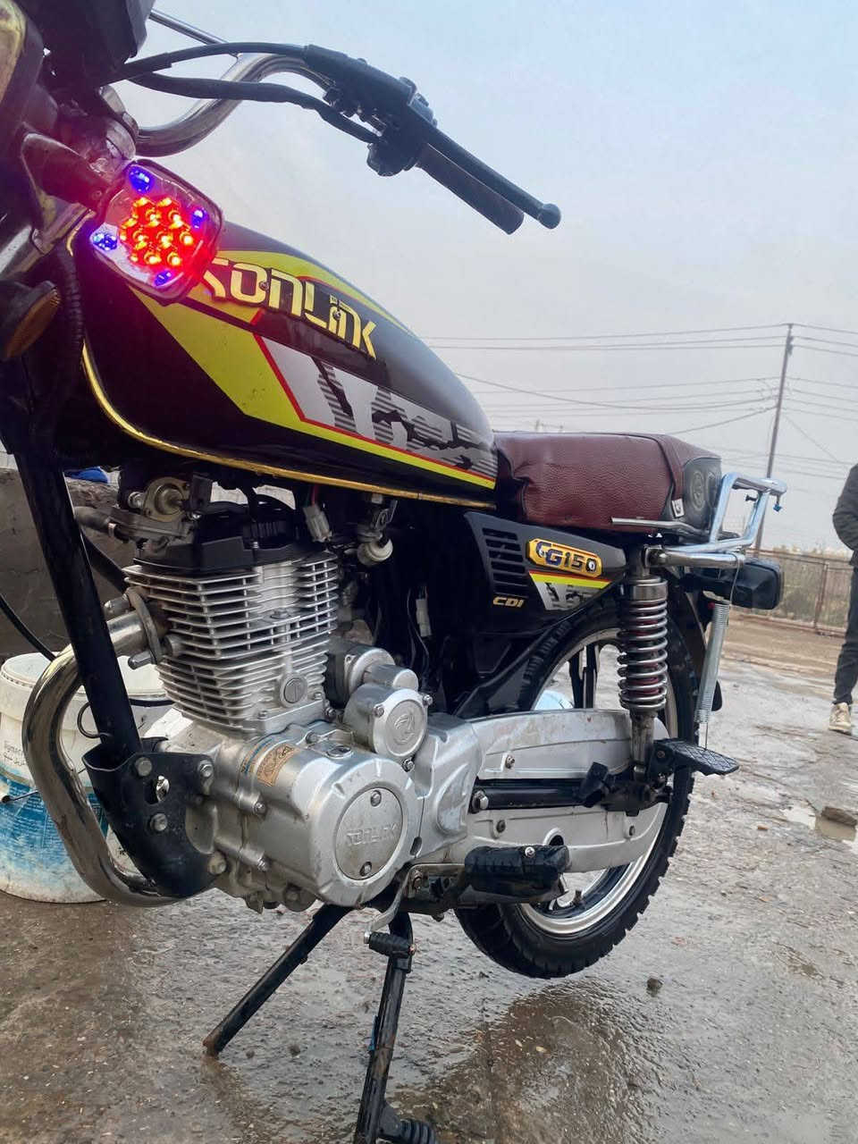 السلام عليكم
دراجه سونك 23 دراجه خير من الله اوراق أصولي مدفوع كمرك دراجه كلشي شغال بيه ما ناقصه شي السعر 600 وبيه مجال حك جيه 
مكاني بغداد المدائن سلمان باك


**إذا كنت صاحب هذا الإعلان وتريد حذفه لأي سبب، رجاءا أرسل رسالة إلى الدعم الفني**