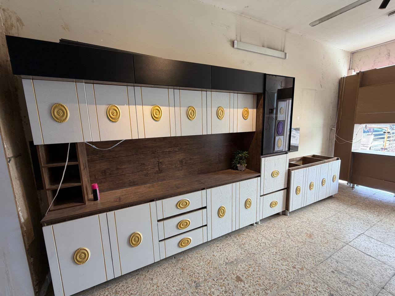 السلام عليكم ٦٥٠ الف شيله وحده ؤاذا واحد واحد نقل وتنصيب كامل ومرمر وياه حسب الطلب ب ٨٠٠ الف الكاونتر ٣ متر نزال ٤٥ سم سنك ١٥٠ سم ارتفاع ٢٢٠ سم اناره هديه وياه العنوان الدوره كفائات بلبدايه مجاور صيدليه جنه الكفائات النموذجيه ملاحضه أبواب اج دي اف ؤ الهيكل ام دي اف تركي واحد بيهم الام دي اف مالته اسباني نوع الثقيل والباقيات ام دي اف تركي الهيكل النرماده هايدروليك سكه هايدروليك كلها من شركه الملا

***********

واتساب فقط
