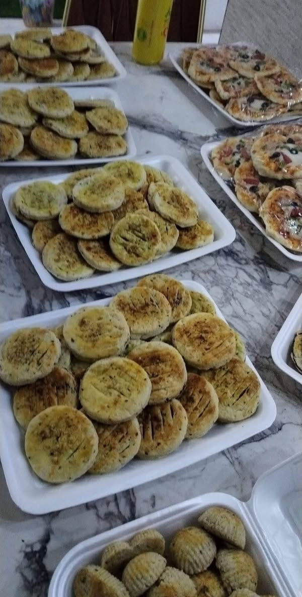 إلى عوائنا النجفية الكريمة ❤️👑
بمناسبة عيد الاضحى المبارك 🌙 
تم فتح الحجوزات ع الكليجة  😻🎂🍰
_يتوفر لدينا كليجة بمختلف انواعها ( تمر ، جوز ، حلقوم، جوز الهند.سمسم ) بالدهن الحر والزبد♥️
كليجه بتمر ٦ الف  وسمسم  والمبروش كيلو ٧ الف 
كليجه بلحلقوم كيلو ب٧ الف
كليجه تمر وجوز كيلو ب 7الف
كليجه بدهن الحر  الحشوات حسب رغبتكم ب١٠ الف
كليجه بلفستق لحلبي ب ٢٠ الف
كليجه بلب جوز ب10 الف
خفيفي لكيلو 6 الف
 كليجه بحلاوة جزر لكيلو ب١٠
ومننسه الي مسوين دايت كليجتنه الهم بشوفان ودهن الحر الكيلو ب١٠الف حشوتهم تمر 

#توجد_خدمة_توصيل_لجميع_مناطق_النجف_الاشرف
للحجز والاستفسار مراسلتنا خاص 💌
 🤝🏻🌹
تكدر تضوكه وهيه بيد المندوب اذا معجبتك ترجعه


**إذا كنت صاحب هذا الإعلان وتريد حذفه لأي سبب، رجاءا أرسل رسالة إلى الدعم الفني**