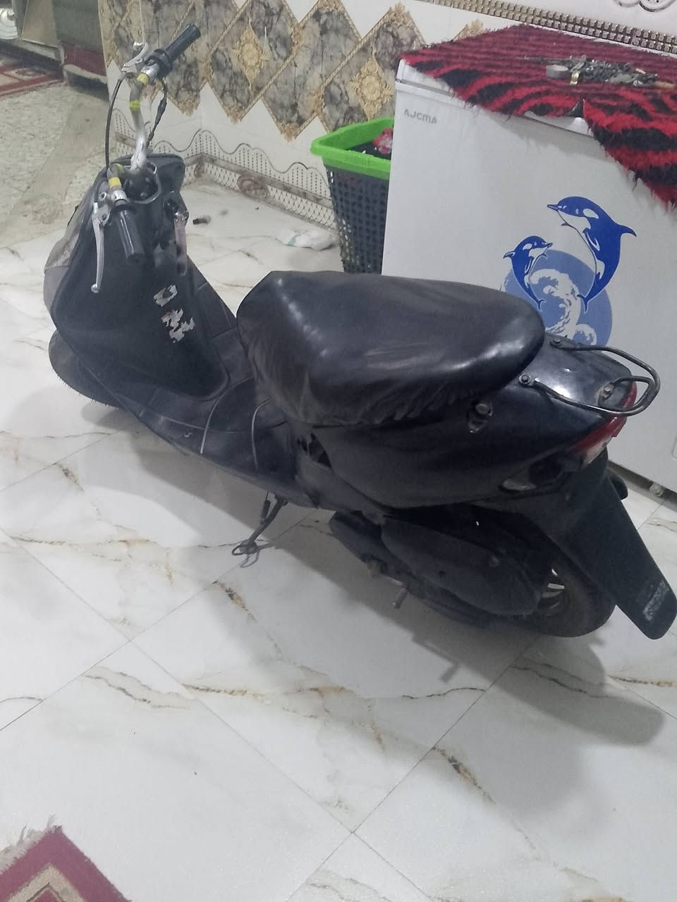 يالله،، دراجه ساسوكي رياضي، دراجه مفتوحه مره، تجفيت  مضبوط، كهرباءيات شغاله دراجه مال شغل توديك وجيبك، نضيفه وحلوه، كفره الوره شوي بي كسر بس ضابطه، مابي شي، ودراجه ناعمه زينه، بريكات شغاله امامي وخلفي، دراجه كله اصلي بدون وراق ضاعن مكفوله عشائرين سعره ب ب150 الي ريده يتصل وخادم ***********
