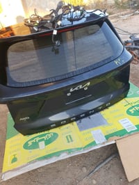 اغراض كيا سورنتو  2022 SX للبيع بيش حصلت بالسوك اني ابيع ارخص راسلني و...