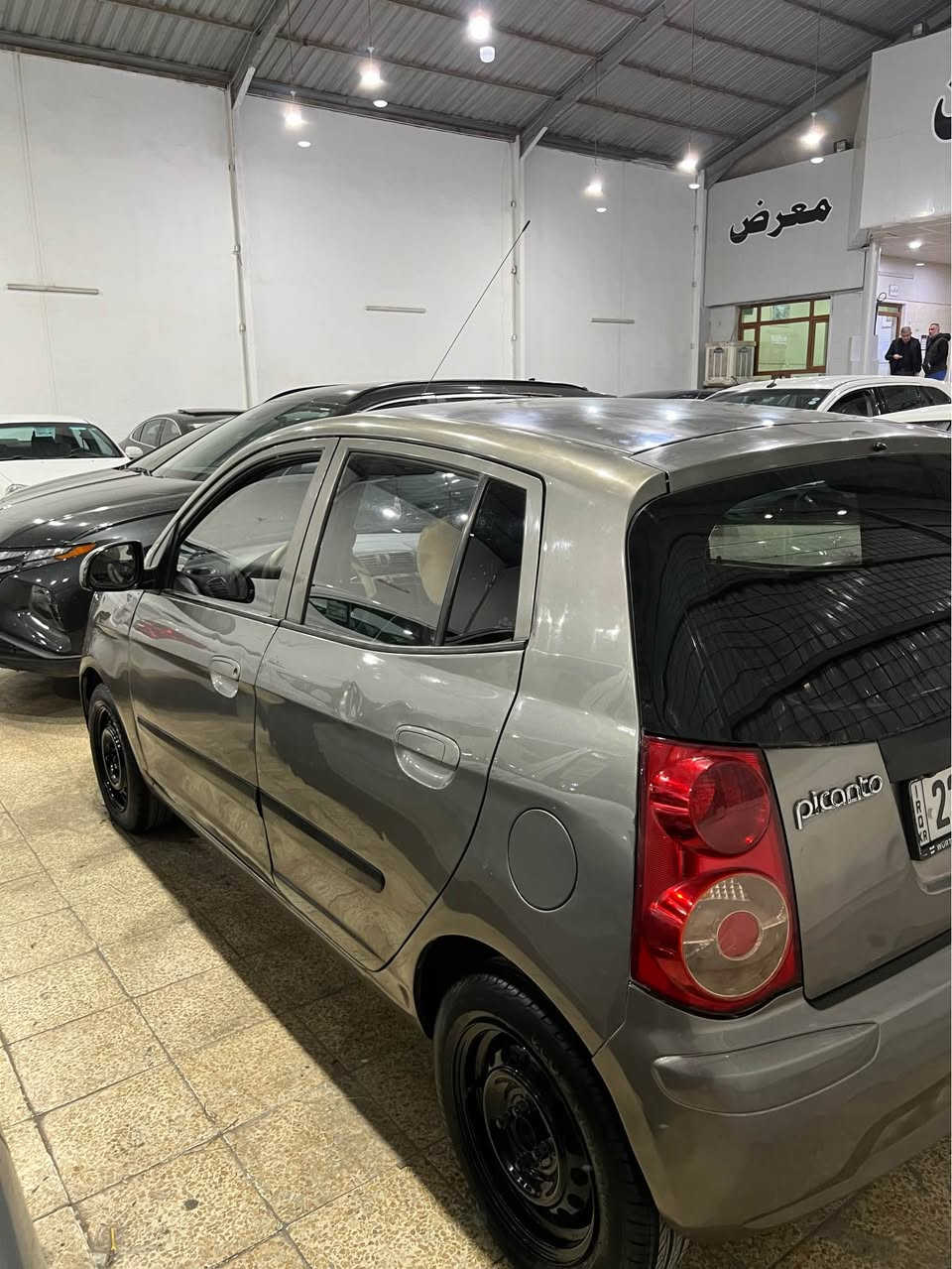 سلام عليكم 
كيا بيكانتؤ 
موديل ٢٠١٠
كير وامكينا بشرط
سيارا رقم وا سنوي كلو جديد٢٠٣٠
٤تياراد جديد
معلومات 
فايبر واتس ***********
عنوان اربيل 
سعر ٥٨$
في شويت مجال أربيل, العراق
