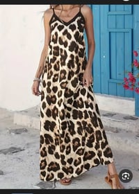 مقاس ٣XL • ملابس