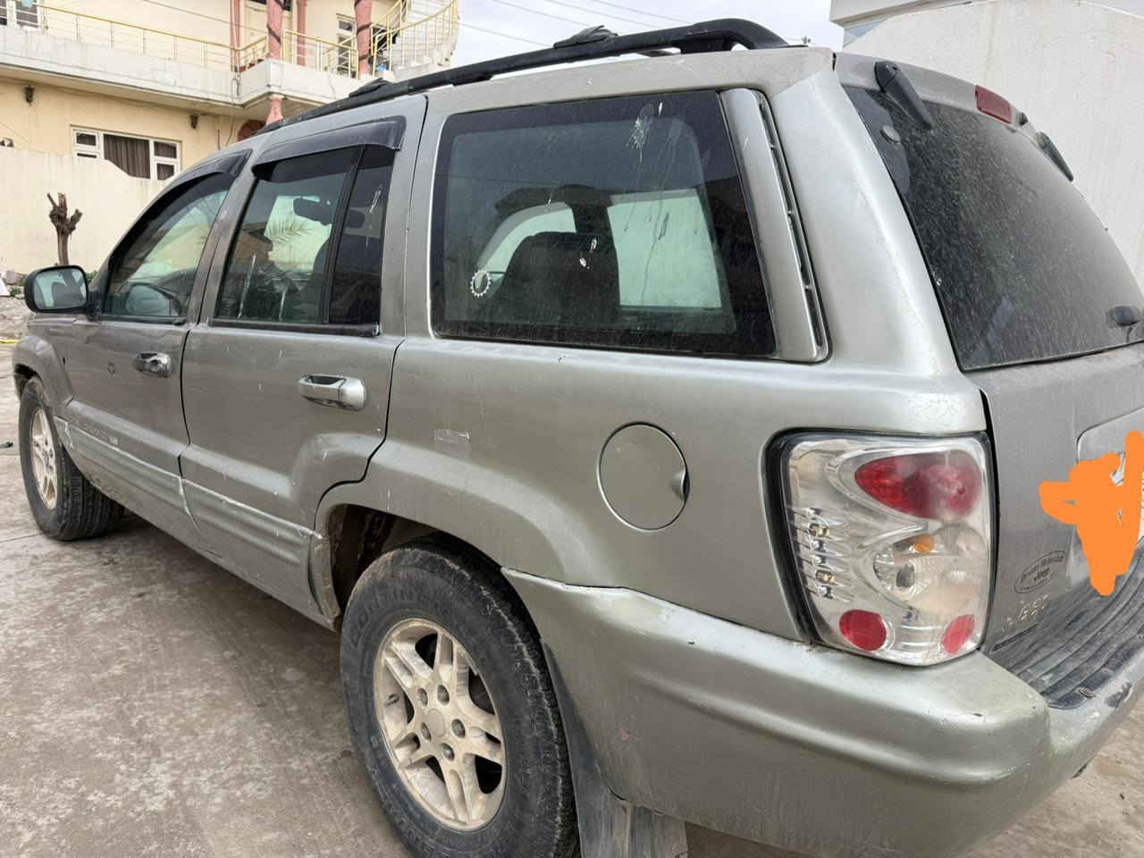 جيب موديل ۲۰۰۱ محرك ٨ بلادي سيارة مكلوبة ومصلحة و مصبوغة عام بدون كصة كير محرك مكفولة وكالة عامة باسمي شرط الوكالة او التحويل سعر ۳٤ مكان سليمانية ***********
