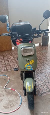 ورحمه الله وبركاته عندي هاي الدراجه شحن ار تسعه سعر مناسب نضيفه ما تعب...