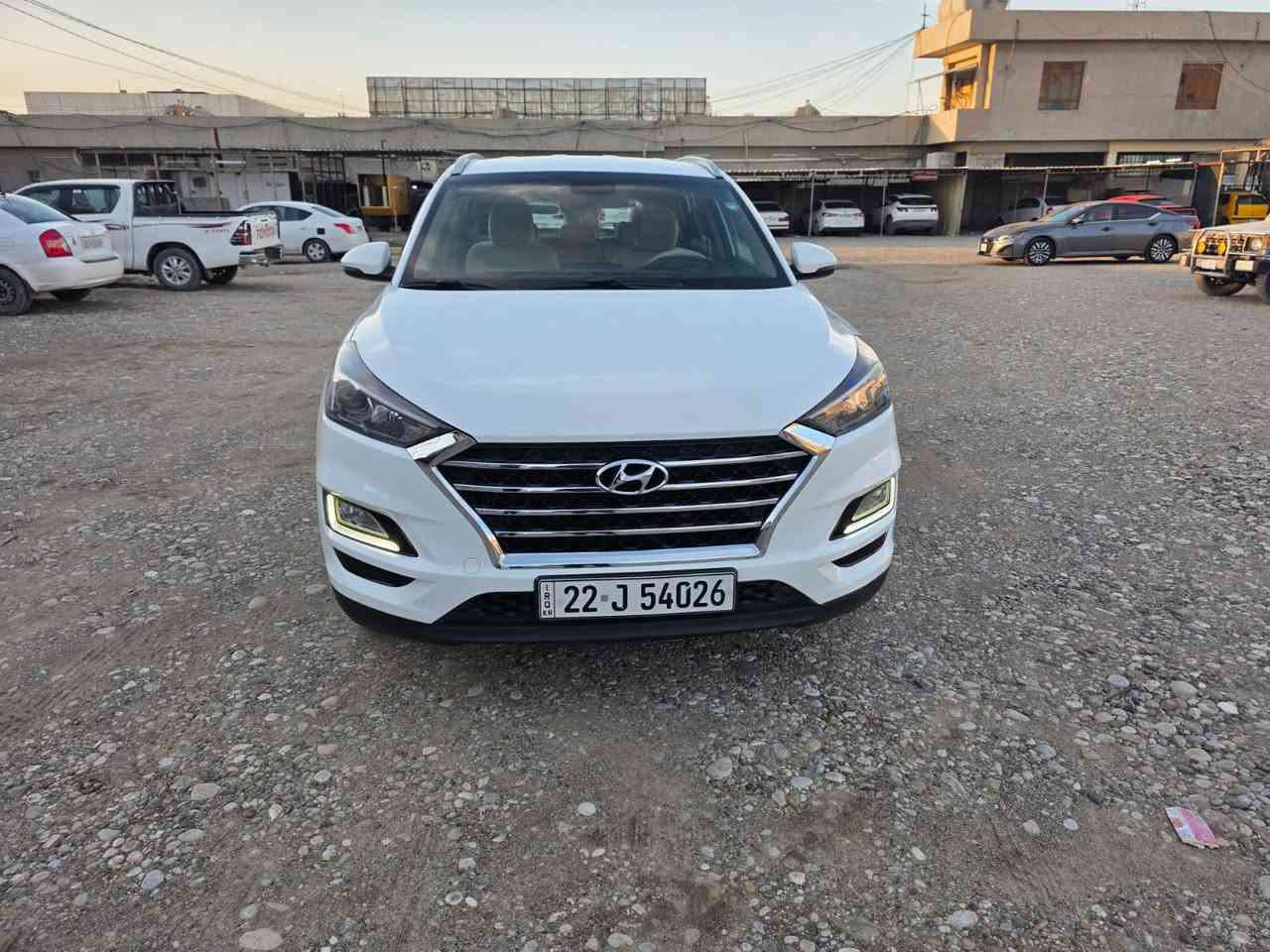 هونداي توسان خليجي 2020 سعر 206 ورقه وبي مجال
محرك دوش 4 / سلندر كير ومحرك شرط 
سياره كلين مكفوله كفاله عامه
فول عده البنوراما 
سياره جاهزه من كلشي 
مكان السياره كركوك 
سعر ٢٠٦ ورقه وبي مجال 
شراي اتصل اني مكلف بالنشر

***********
