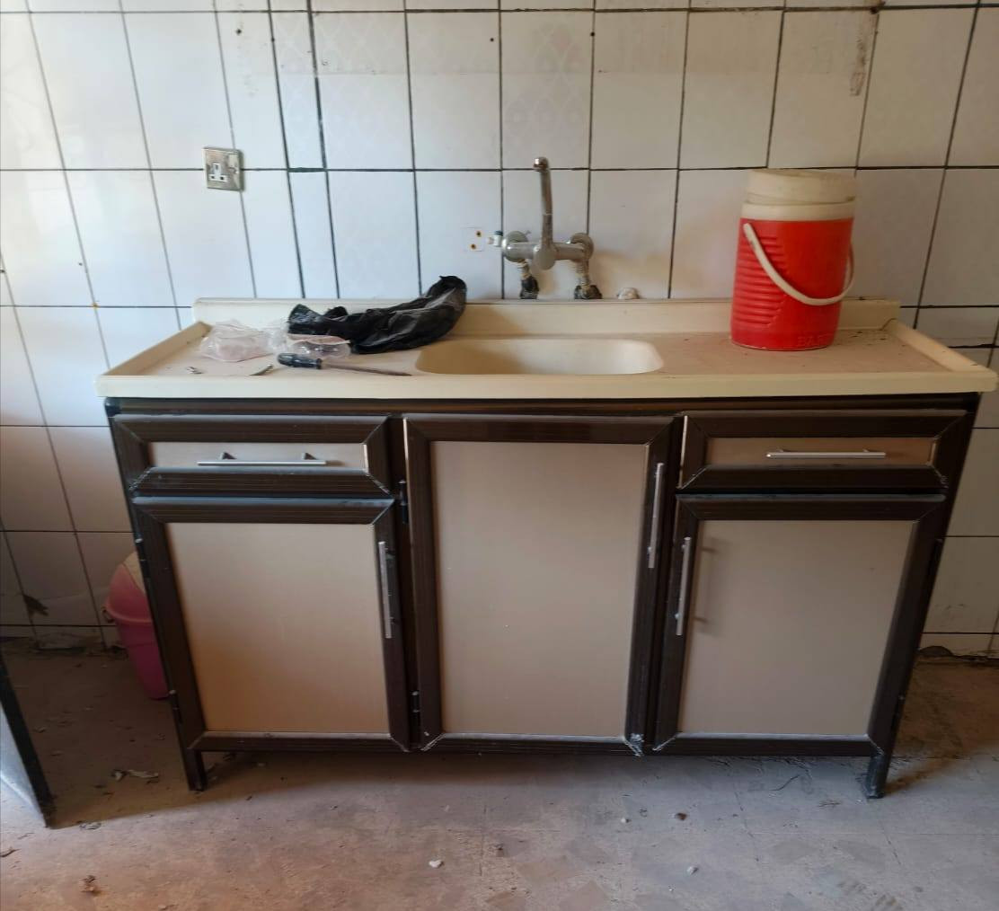 للبيع نظيف كلش السعر ٥٠٠ وبي مجال *********** مكاني السماوه
