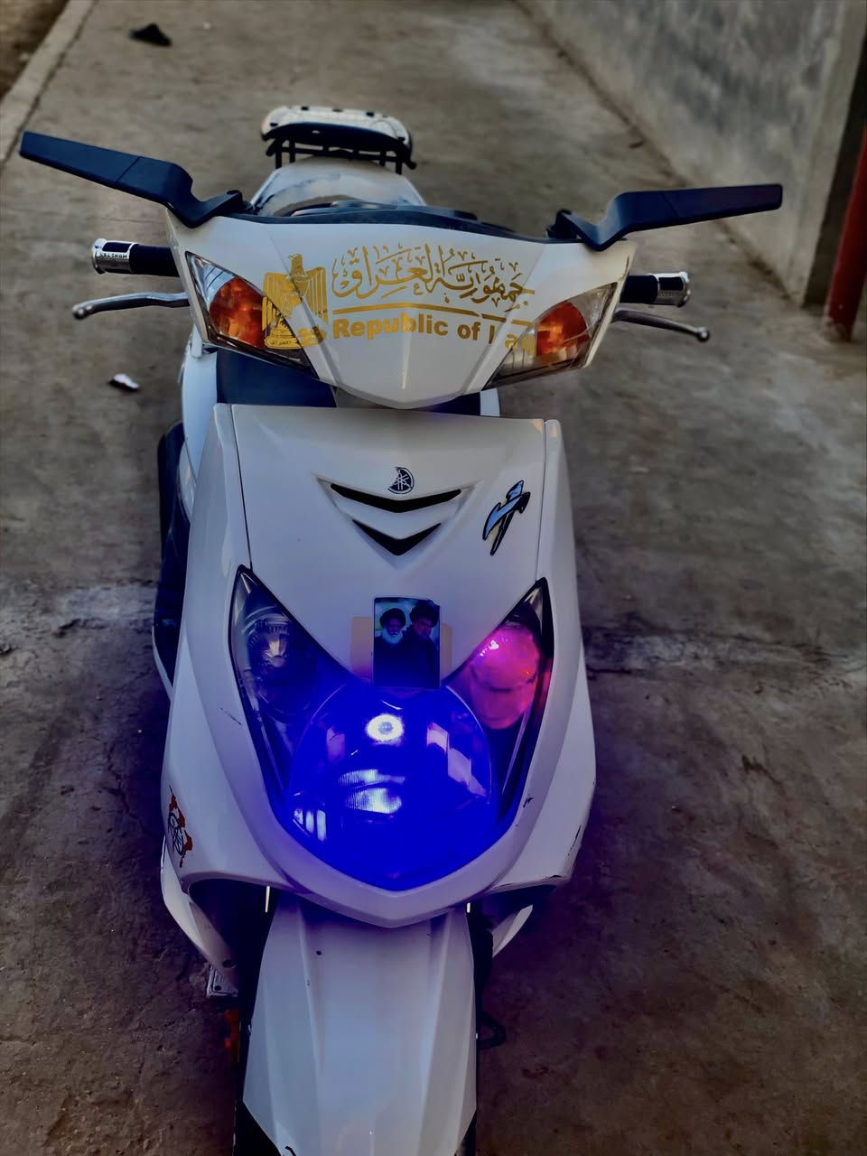 سلام عليكم من رخص الادمن  / دراجه سكنز فحل   للبيع او  مراوس  حسب القناعه  دراجه جديده بمعنه الكلمه ما رمبه   مكينه خرسه   /سعر 850 بيه مجال  /مكاني  المسيب /***********  @
