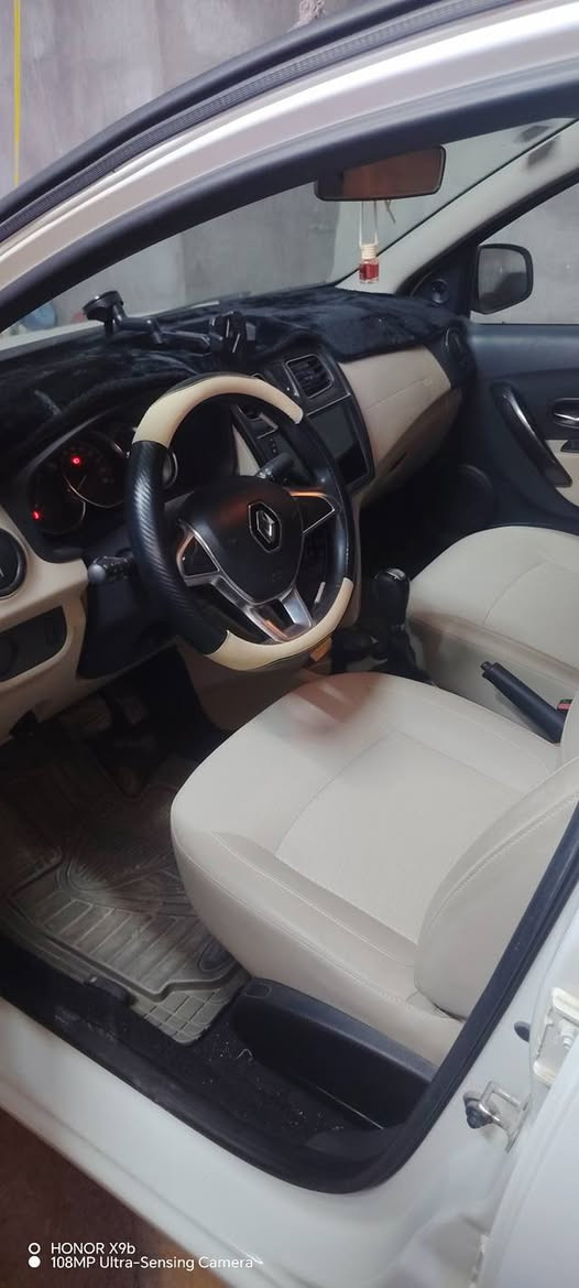 رينو سمبل 2020 حره ماشيه 21330 تحويل ثاني يوم للاستفسار او واتساب ***********
