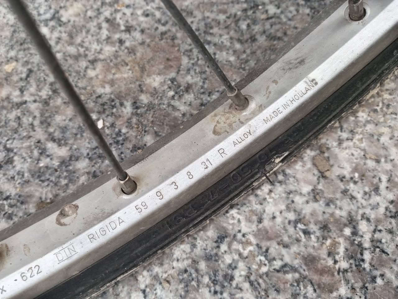 السلام عليكم بايسكل المنيوم كبس للبيع حجم 28 العنوان بغداد حي الجهاد سعر 100 الف


**إذا كنت صاحب هذا الإعلان وتريد حذفه لأي سبب، رجاءا أرسل رسالة إلى الدعم الفني**