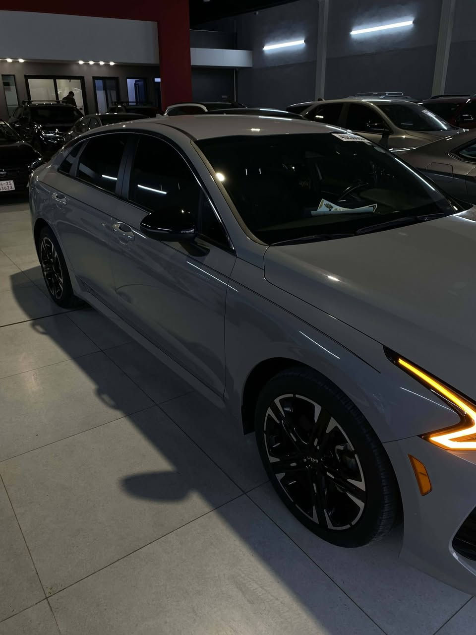 كي فايف للبيع K5 2023 GT line
@فول مواصفات  ماعده الفتحه شاشة كبيرة كشن جلد 
ماشيه31000الف لون سمنتي  مميز  سموك 
رقم صاحب سيارة ‭0770 163 1201‬

🟩 السعر  _ الطلب في التعليقات سيأتي إليك مباشرة 
                  فقط على الصفحة مو على الكروب 
محرك 1.6 تيربو
ملاحظه :السياره كلين 👉👉👉
‏‎فول مواصفات 
لون سمنتي  مميز  سموك 
‏‎بصمه 
‏‎ تشغيل عن بعد 
‏‎سايد بريك بصمه
اAUTO HOLD     
شاشة كبيرة  
ستيرن رياضي D 
‏‎كامره دواره
‏‎كشافات امامي
‏‎شاشه اعطال 
رادار امامي توقف ذاتي 
‏‎رادار جانبي
‏‎مراقبة النقطة العمياء
‏‎رادار خطوط البيضاء وتحديد مسار وقيادة ذاتيه  
‏‎أشاير بالمري  
داخل أسود
‏‎كشنات جلد  
‏‎مقعد السايق  كهربائي
‏‎لايتات ‏ثلاثة عدسات زينون عالي ناصي + ليد 
‏‎خمسة  انظمه قيادة 
فول تحكم ستيرن
‏‎كير أوتو + عادي
شحن اللاسلكي 
‏‎صندوق ‏كهربائي ذكي 
‏ نظام الملاحة
‏‎مصابيح خلفية LED
‏‎مصابيح ضباب LED
‏‎لاسلكي Android Auto   
‌‏Apple Carplayلاسلكي  
اريل طياره نفكيتر
‏‎مخارج usb خلفيه
