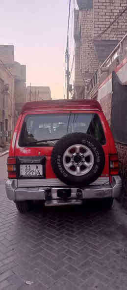 سياره باجيرو موديل 95 للبيع محرك 3000 بلادي جير اوتوماتيك صدر جديد اطارات جديد سعرها 55 وبيها مجال *********** بغداد
