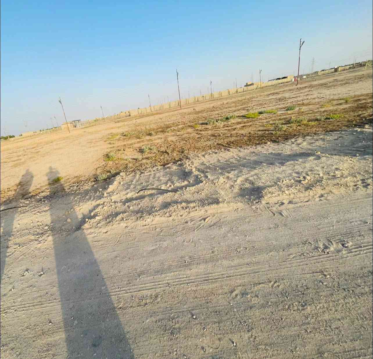 قطعتين للبيع بحي الجودين بين مقابل الاسكان الصناعي نزله ثانيه والاولى كل وحده مساحته١٣٠م كافه خدمات ماي كهرباء وكل وحده صونده مالته موًجوده الاستفسار واتساب *********** سعره الوحده اربعه ونص وبيه مجال
