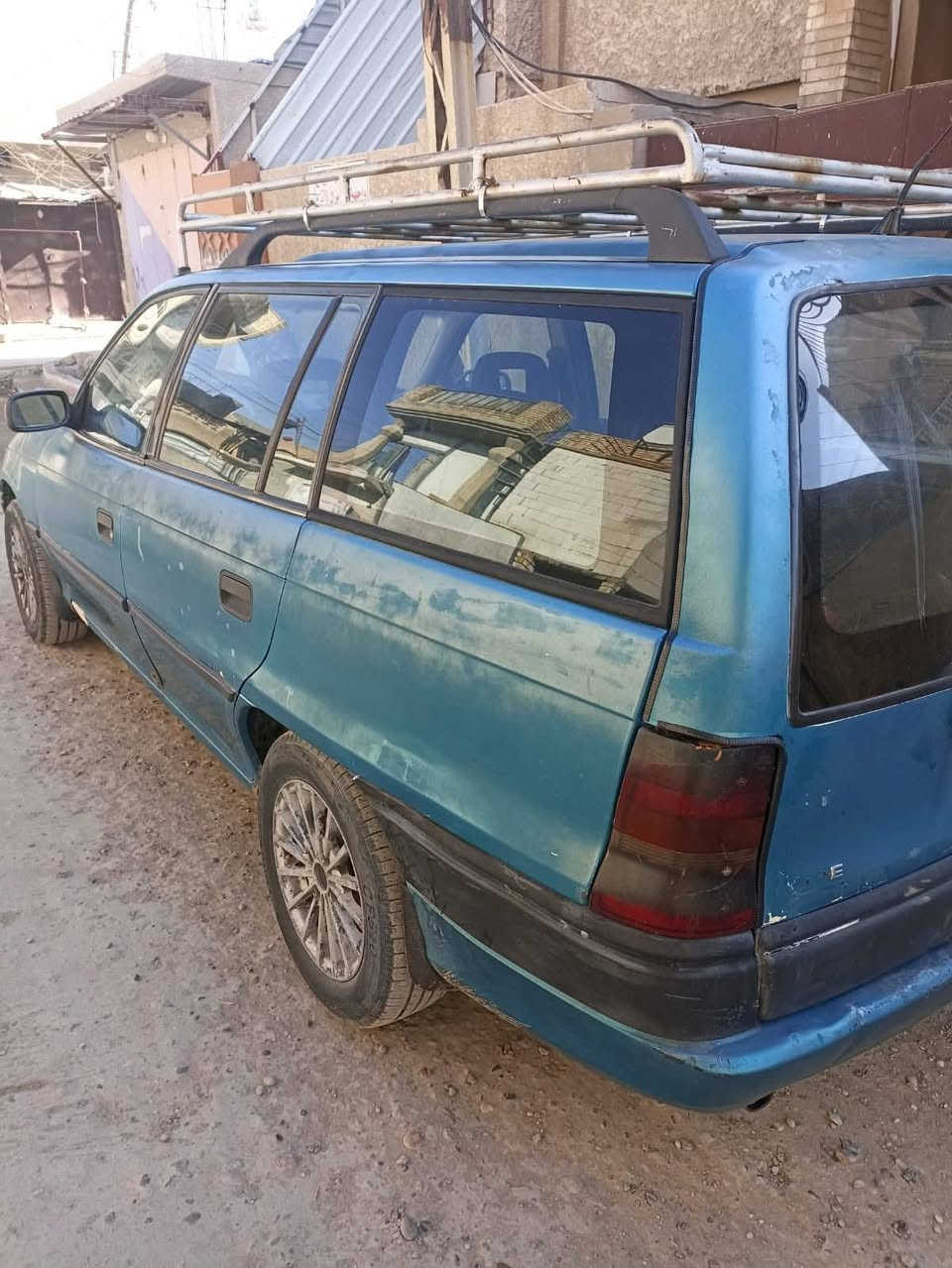 اوبل استرا موديل 95 رقم نجف مشروع وطني المكان بغداد مكينه 2000 السعر 《36》***********
