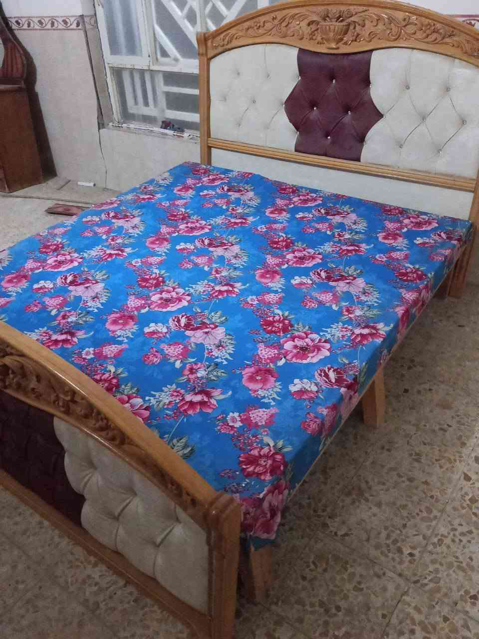 غرفة نوم صاج نقصها بس الزاويه 
السعر 250
وباب تركي بلا جرجوبه عدد 2الوحده ب25
الشراي يتفضل خاص


**إذا كنت صاحب هذا الإعلان وتريد حذفه لأي سبب، رجاءا أرسل رسالة إلى الدعم الفني**