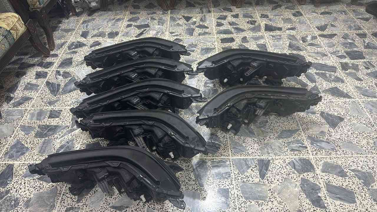 لايتات كراند هايلندر ٢٤+٢٥
نظافه ٪؜

اصلي امريكي 
موجود لايت لد  وبدون لد


**إذا كنت صاحب هذا الإعلان وتريد حذفه لأي سبب، رجاءا أرسل رسالة إلى الدعم الفني**