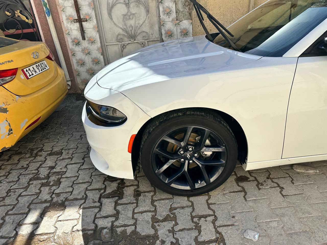 السلام عليكم جارجر البيع  مديل 2023 sxt  السياره جديده مكفوله كير ومكينه وحداد دخول جديد  بسمي تحويل مباشر  شاشه الجبيره حساس تشغيل عن بعد. السونار موجد وي الصور السعر 240  مكاني بغداد 
الاتصال ***********
