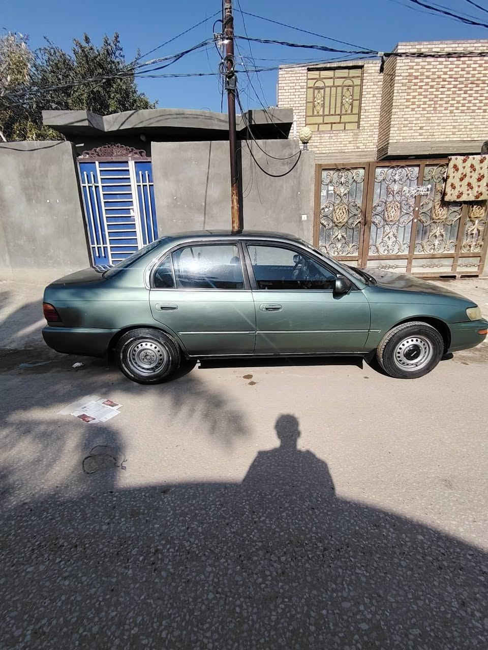 سلام عليكم  كورلة ١٩٩٣  نضيفة رقم نكليزي سنوية لل2030 عايزة مشط 55 وبيهة مجال شرط المداور مكفولة من الضربة القوية نجف كوفة شارع المعمل *********** النجف, العراق
