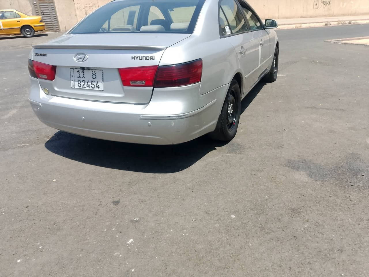 سلام عليكم من رخصت الادمن سوناتة 2009وارد امريكي ليبل واحد حادثهة الجنطة والجاملغات الخلفية تصليح مكينة 2400 جديدة وكير مكفولات تبريد ثلج صدر مامي وخلفي جديد تخم تاير الكهربايات كلهة شغالة منضومت زنون البلوجكتر زنون سنتر لوك 2ريمون سيارة مال جناية رقم بغداد بسمي هزة جديدة السعر90رقم الهاتف ***********
