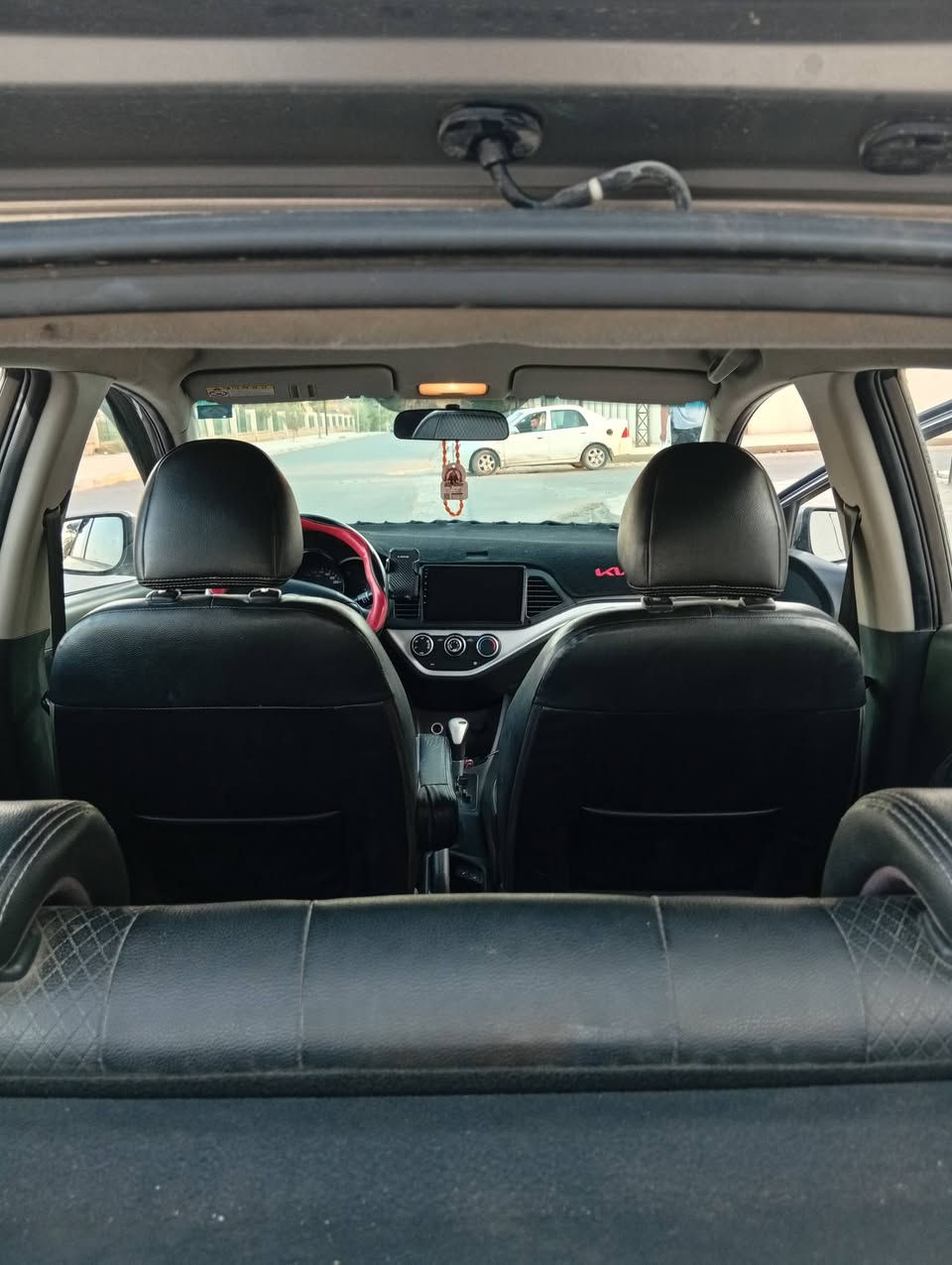 * كيا بيكانتو 2012 للبيع او معارضه بتكسي اكسنت او ريو 
رقم نينوى مسطره 

* ظررها مبدل بوند وراس الجاملق بارد مبين بالصور

* محرك بي صرف 

* السعر 71 وبيها مجال 

((***********))
