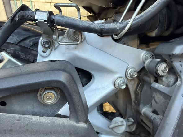 دراجة ماجسته اس ١٥٥ للبيع ب١٢ ورقة وبيها مجال مكاني الدورة***********
