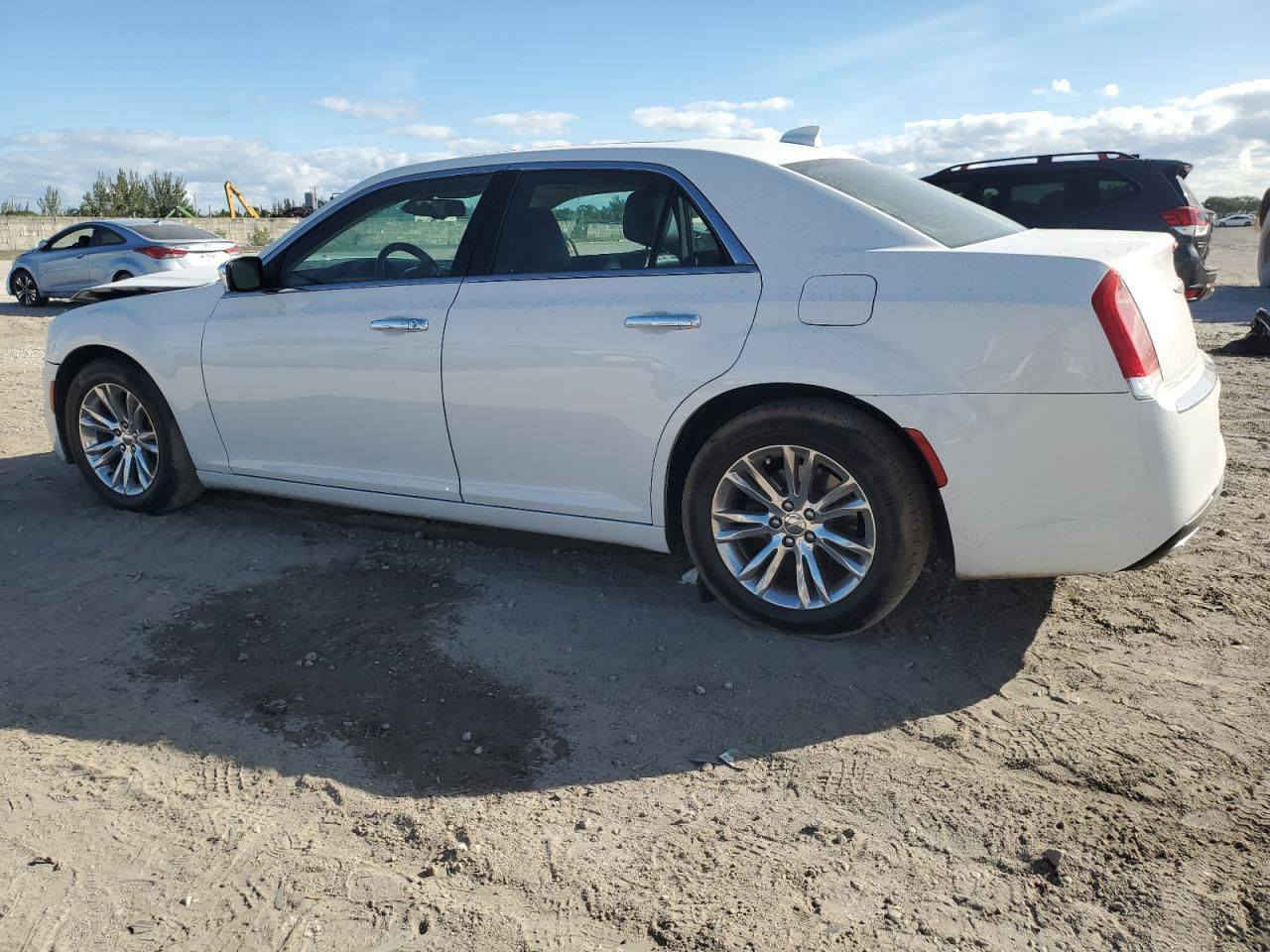 ياللة سلام عليكم اخوان اوباما 2017 دخول ضباط سياره حاليا ب الإمارت ابيعك داخل ميناء البصره بدون گمرك 185 وبيها مجال الكتاب داخله بيه واسط +لحد يدخل خاص مكلف بنشر رقم راعيه ***********
