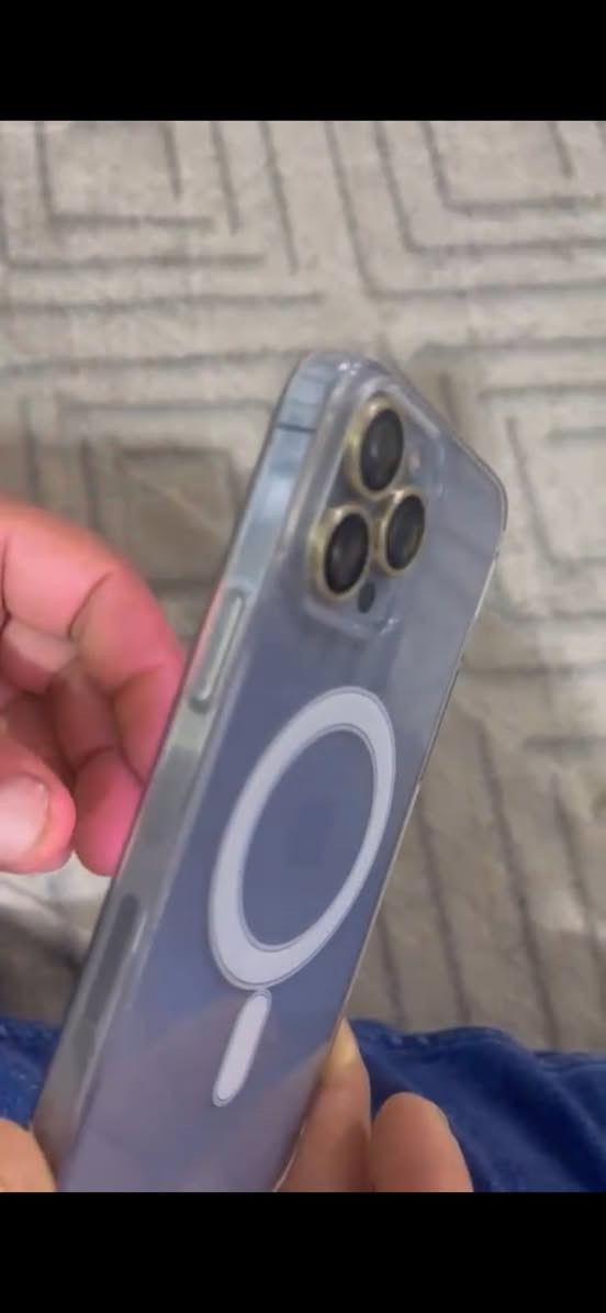 ١٣ برو ماكس ذاكرا ٢٥٦ مبدل شاشه اصليه سعر ٤٢٥ او مراوس ***********
