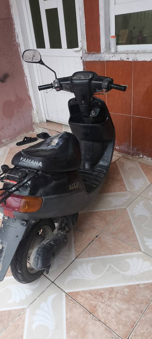 سلام عليكم ماطور ياماها پوتين محرك كبس كهربيات كامل شغال كيج سورعه اشايير كامل شغال نفس بلادي سعر 230 الف ***********
