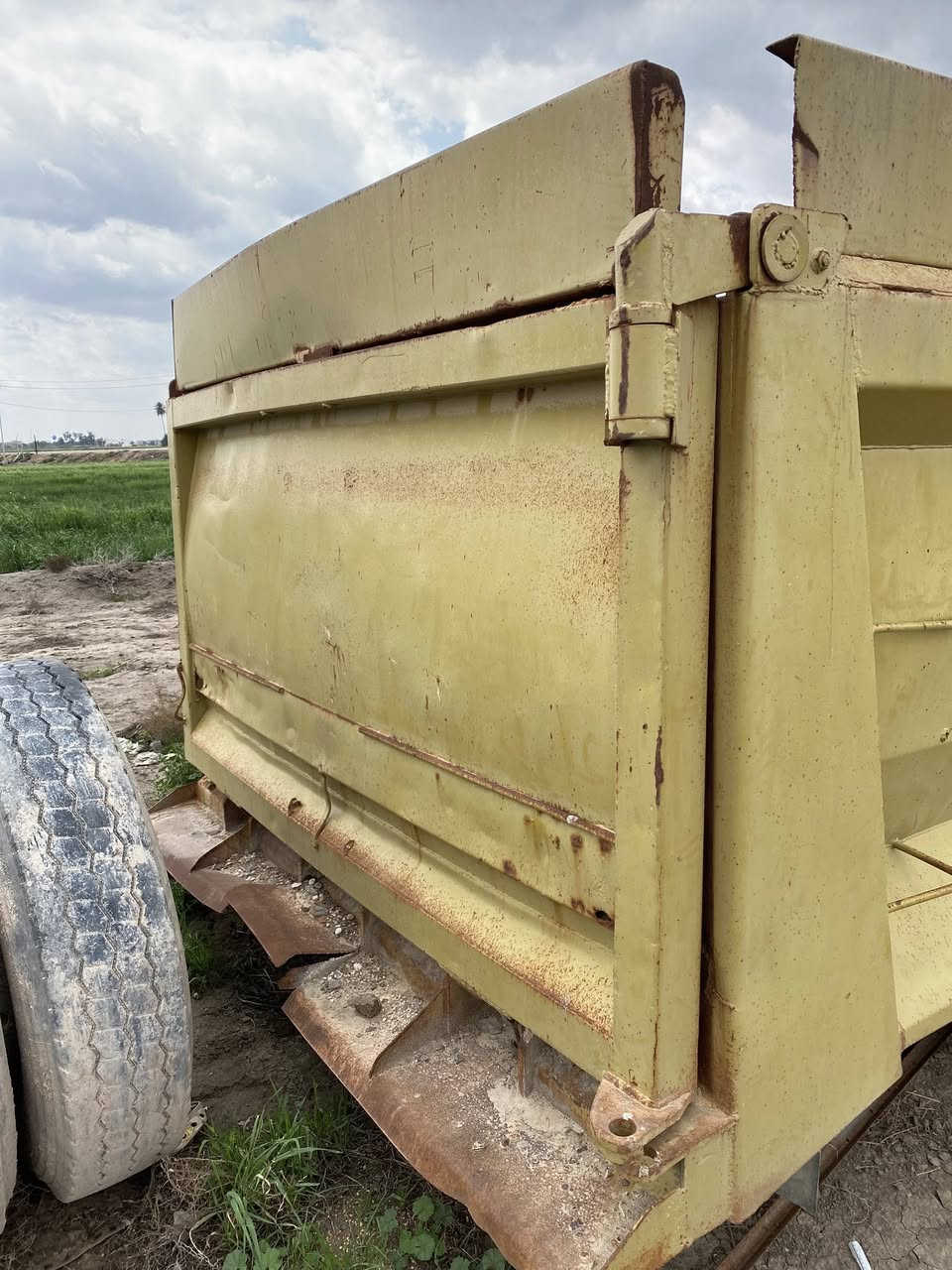 السلام عليكم ؟

بدي  حوضي للبيع ‭0774 082 6273‬
