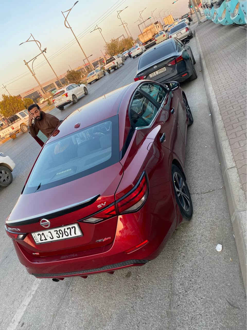 سلام عليكم ورحمة شباب عندي نيسان سنترا 2022ياباني الاصل  رقم سليمانية بسم صاحبي تريد وكاله تريد تحويل كفاله عامة عدا شبرين بخشم البنيد رصعتين بدوسه بدوسه ٥٥ الف ماشيه حقيقي ع وضع شركة معروضه ١٤٥ ومجال قليل اريد مرواس بجيب ١٤ لو ١٣ ونطي فرق نقدي /*********** بغداد, العراق
