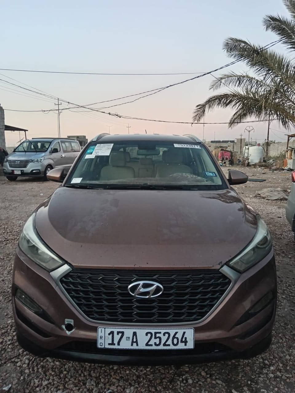 سلام عليكم توسان 2016محرك 2000 تبريد ثلج تواير تخم  حداديه جديده سياره لاضرب ولا تبديل ما عدا البنيد مبدل ما عابره ضربه السعر 138وبيها مجال السماوه الوركا الكرامه ***********
