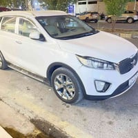 سورنتو ٢٠١٥ • ٦ سلندر • رقم بغداد