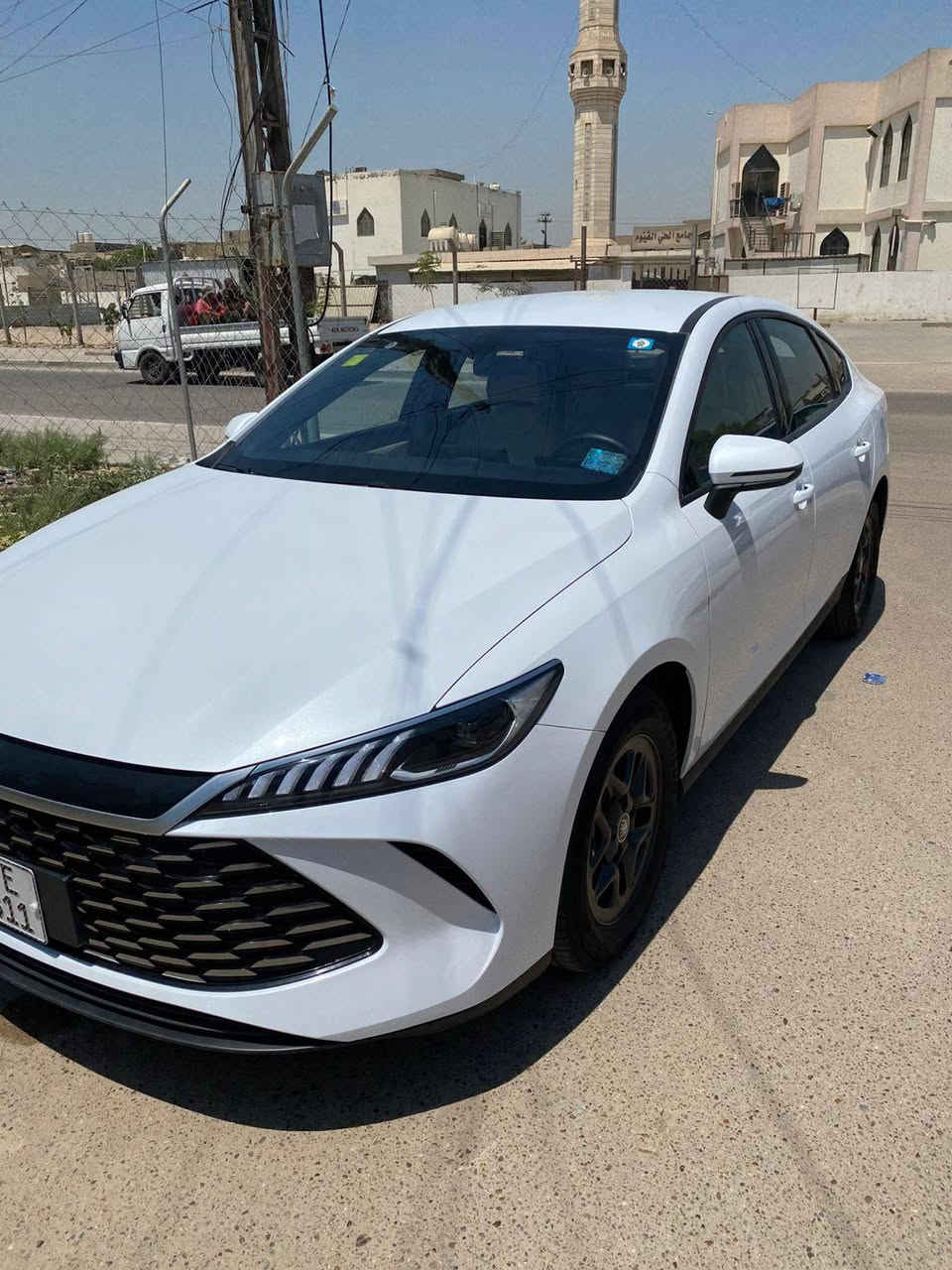 سلام عليكم بي واي دي كن بلاص داخل ابيض السياره زيرو بعدهه ماشيه 500كيلو الكلي  مكفوله كفاله عامه من الشخط بوضع الشركه بعدهه رقم بغداد بسمي غراض كامله السعر 18800 وبيه مجال المكان بغداد الدوره رقم الهاتف ***********
