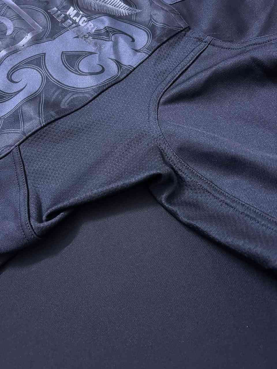 adidas 
وكاله اصلي قطعه تحفه
نظافه تامه 
القياس L


**إذا كنت صاحب هذا الإعلان وتريد حذفه لأي سبب، رجاءا أرسل رسالة إلى الدعم الفني**