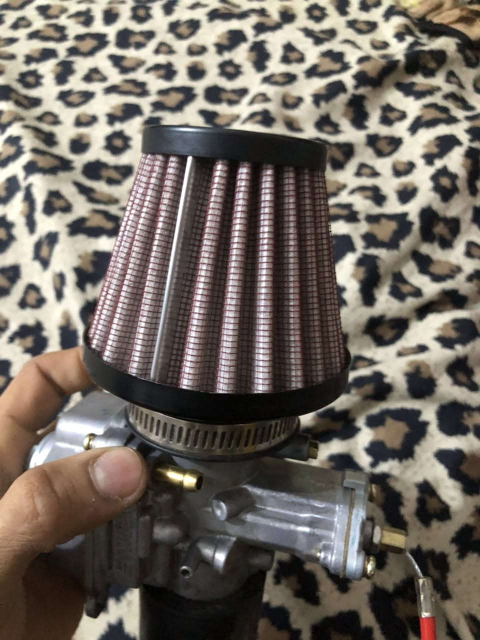 سلام عليكم كابريتر قفاز البيع ما مشدوده مال مكينه 55و49حجمه 24كابريتر فول مكاني دوانيه مركز مراوس ماكنيت هيه مروحه مالته هم توهم لا بيع ب35وبيه مجال


**إذا كنت صاحب هذا الإعلان وتريد حذفه لأي سبب، رجاءا أرسل رسالة إلى الدعم الفني**