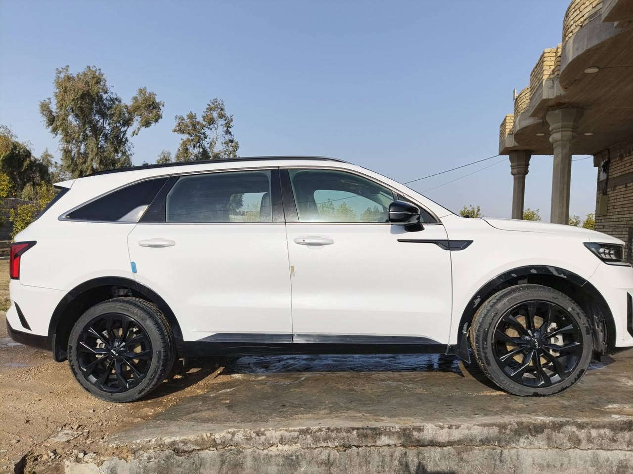 سورنتو موديل ٢٠٢٢بغداد مكينه اربعه تيربو مكان بغداد فول مواصفات رقم الشاصي موجود0
مكان بغداد اتصال ***********
