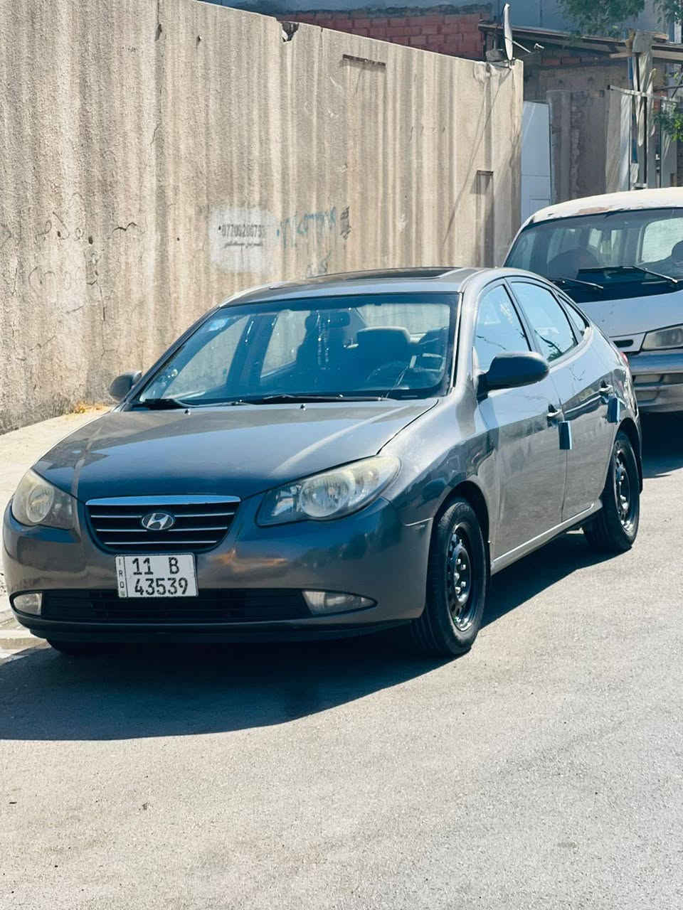 السلام عليكم النترا  للبيع موديل 2008 محرك  ٢٠٠٠دوش سياره مكينه وكير خير من الله لا تنقيص ولا تبخير تخم تاير جديد هزه رقم انكليزي بغداد وسياره جاهزه من كلشي بيهة مكانات صبغ ابيع حزامم
السعر ٨٧ وبيه مجال 

***********
