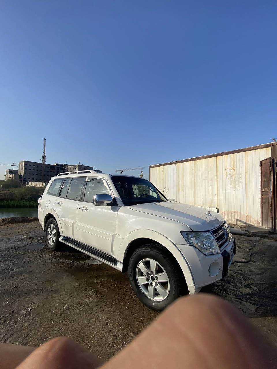 باجيرو ٢٠٠٨ 
اللون ابيض ثلجي 
مكينه٣٠٠٠
كفاله عامه  عدا بارد قليل 
عليها ادامه كامله ع منضومت الاحتراق  حداديه ٩٠٪؜
مري شفط  اشارت ترحيب
تبريد ٣ قطع 
رقم بابل  
 المكان ديوانيه
٠٧٨٨ ٠٠٣ ١٧٧٩
