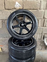 ويل كب رياضي • تايرات • نظيف