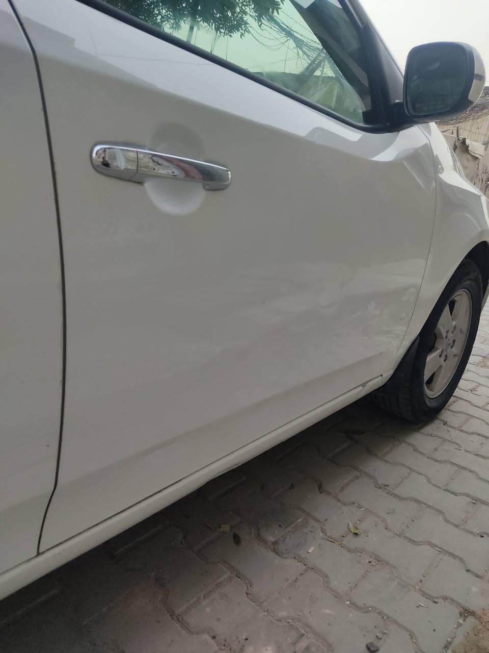 السلام عليكم
كيا سيراتو للبيع خليجي محرك 1600 لا تنقيص ولا تبخير
مكفوله من التبديل والصبغ بيه بس دحجات موضحه كدامك بصور 
حداديه صدر قبل فتره مجدده السياره مكانه نجف مكتب الرشيد
الشراي يتصل وبي خير ويدلل
ما متواجد ع الفيس 

‏‪0782 758 2688‬‏
