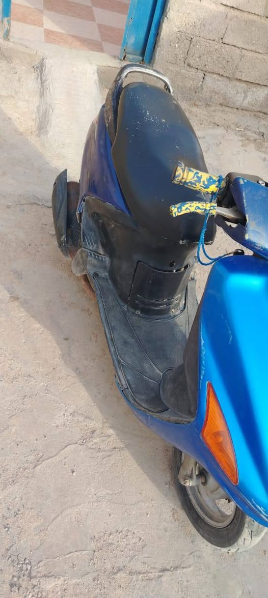 للبيع فراشه كايمه بس شغاله من كلشي سلف جديد دبلات جدد باتري جديد كهربائيات شغاله السعر225وبيها مجال قليل الرقم *********** وتساب العنوان خور الزبير
