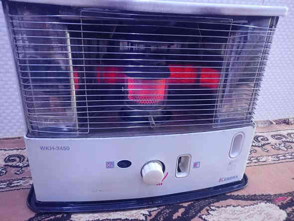 صوبة نوع كيرونا للبيع شرط الشغل كل عيب مابيها نظيفة لا غاز ولا هيس مال بيت كل نقص مابيها نظافة 100٪السعر65 وبيها مجال بسيط الاستفسار ***********
