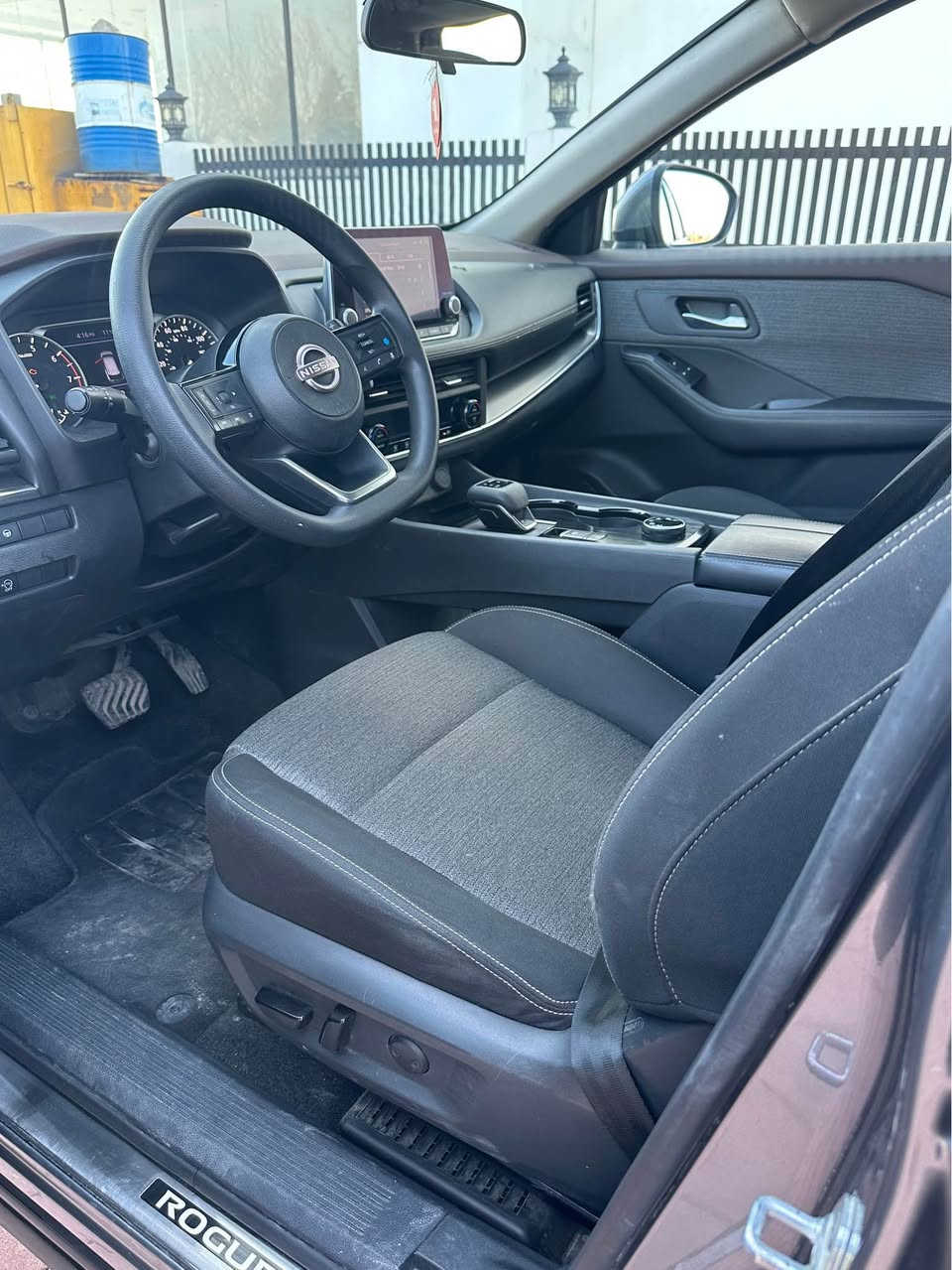 نيسان روج ٢٠٢٣ sv
سعر ١٣٤
تيل ***********
سيارة سي بارجه و نيوسبوخه بي زورئ زور خاوينه
مواصفات sv بسمه و بريك بسمه و شخال شاشه  كوشنات كهرباي ويل كب لايتات ليتو زينون 
سيارة دبل اكسل رقمو شتي نويه ٣٢ هزار رويشتوه
سعر ١٣٤
تيل *********** عنوان اكرئ اكر, نينوى
