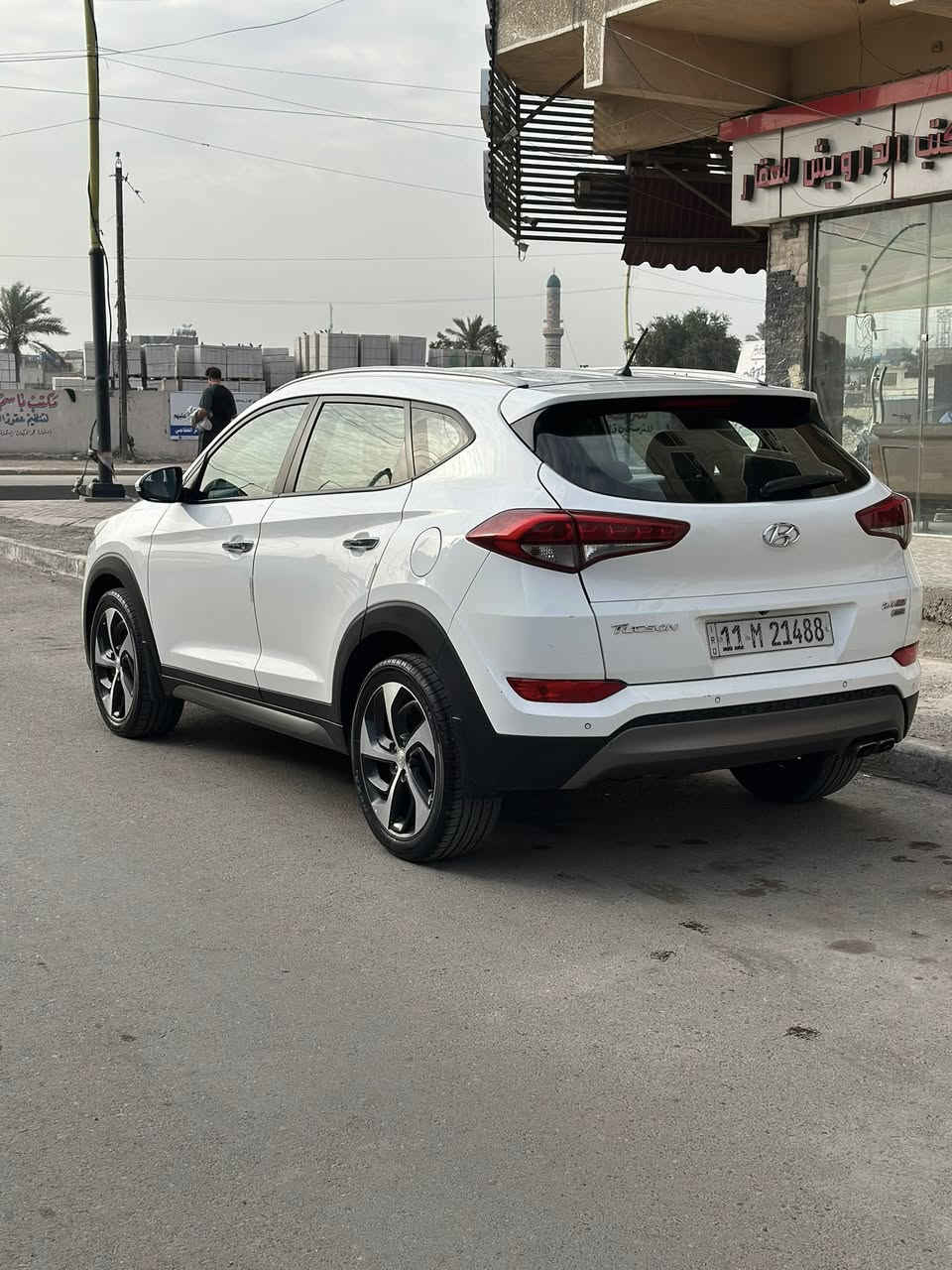 السلام عليكم توكسان خليجي 2016
استلام شركه على ايدنه كفاله عامه من الصبغ وتبديل مجرد بارد بسيط وسونار من ضمن المنشور مكينه 2400 جي دي اي فور ويل ويل دعايه تحكمات مري شفط داخل جلد تبريد قطعتين سياره باسمنه وبغداد السعر 168 بيها مجال بسيط جداً ومكاني بغداد حي القاهره
***********
