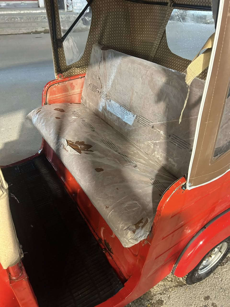 تكتك ٢٠١٨ بسمي تحويل ٢ يوم بيهة صبغ أماكن مرتبة حلوة سعر٥٥٠٠وبيها مجال مكاني بغداد العبيدي رقمي ***********
