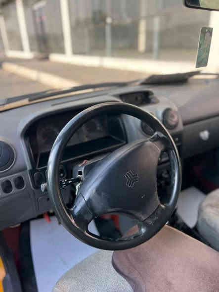 السلام عليكم 
سايبا 2018 صفره   بيها خياسات قليله ومكينه وكير  وحداديه 
تبريد كلها جاهزه 
السعر 38 وبيها مجال حك الجيه 
الرقم ***********
