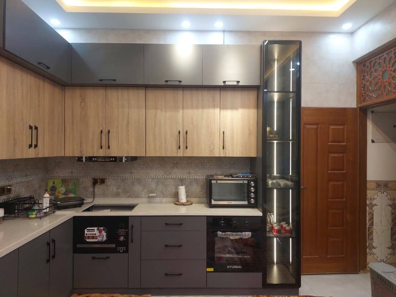 بسم الله
تم تسليم الكاونتر للاخ احسان MDF 
انسب الاسعار 

معمل نجارة وديكور الوضاح ***********
سامراء حي الدوانم قرب جامع الحمزة
شارع المكاتب
