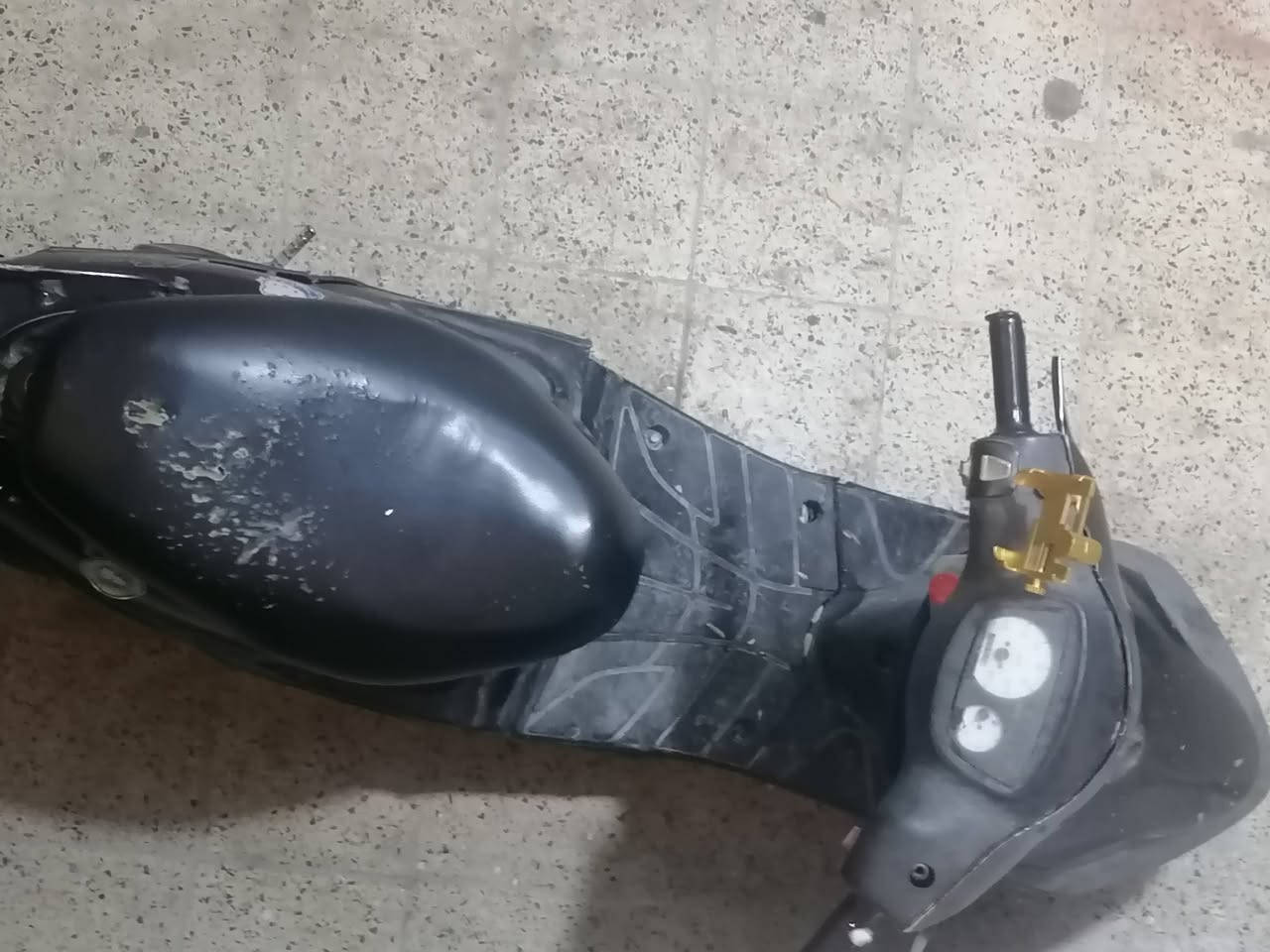 السلام عليكم دراجه بيجي للبيع نظيفه السعر 250  بيها مجال ***********
