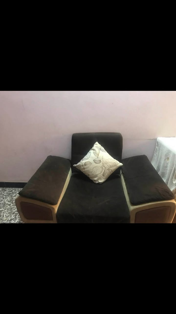 تخم تركي للبيع عشر مقاعد سرير ومخزن السعر 400 وبي مجال
مكاني الدوره


**إذا كنت صاحب هذا الإعلان وتريد حذفه لأي سبب، رجاءا أرسل رسالة إلى الدعم الفني**